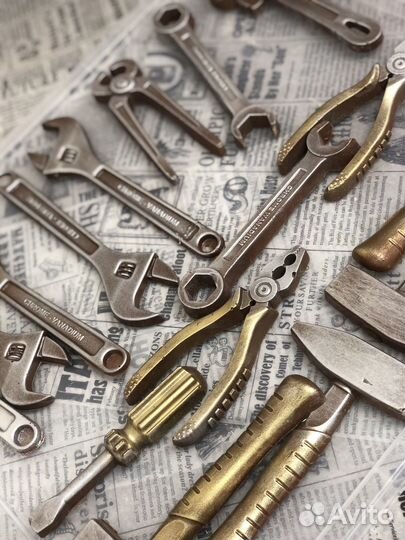 Шоколадные инструменты на день рождения