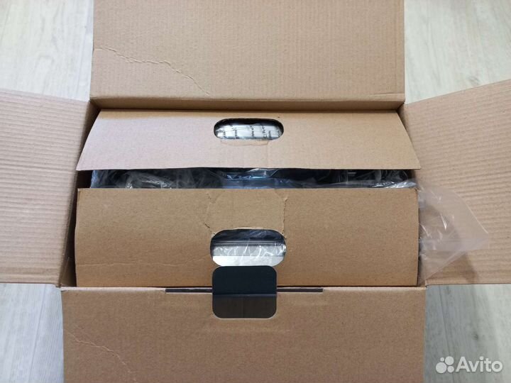 Тостер Polaris новый