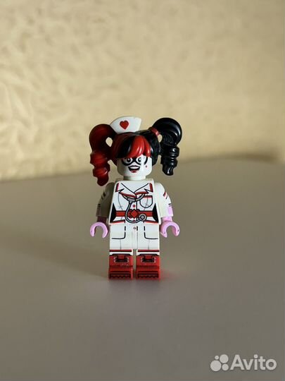 Lego минифигурки коллекционная серия лего бэтмэн