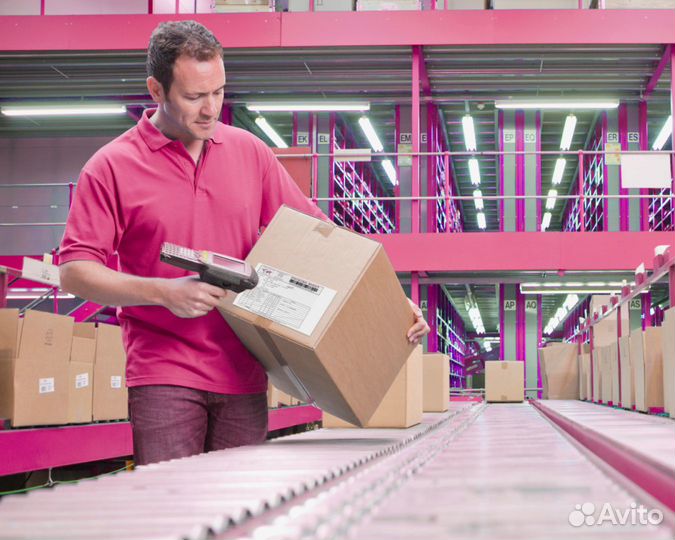 Работник склада