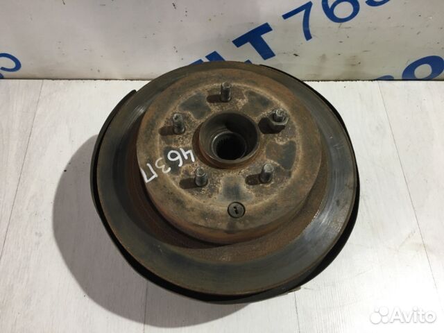 Поворотный кулак задний infiniti FX35 3.5 ат