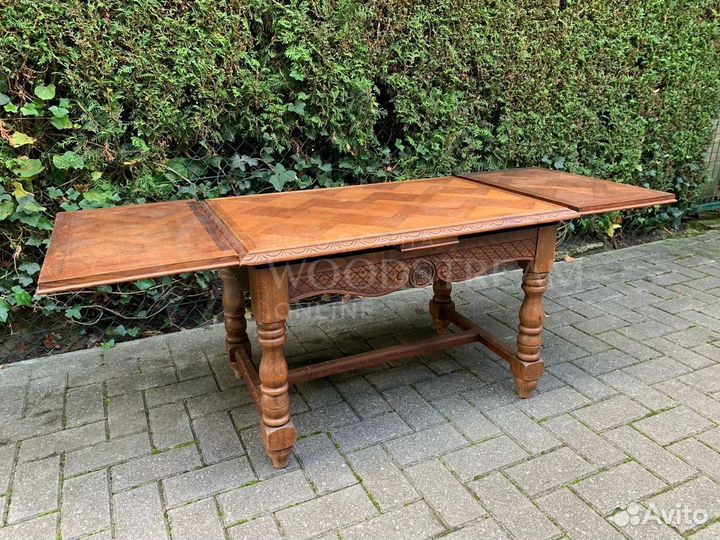 Стол. Винтаж