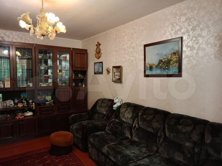 3-к. квартира, 87 м², 2/5 эт.