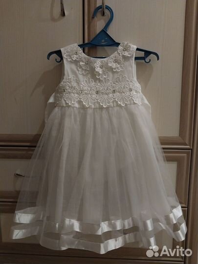 Нарядные платья для девочки