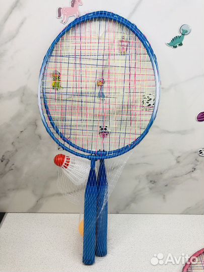 Ракетка для бадминтона