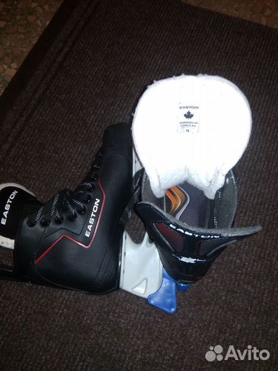 Коньки хоккейные