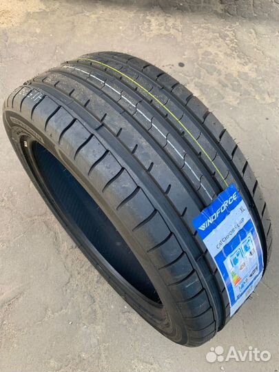 Windforce Catchfors UHP 255/45 R19