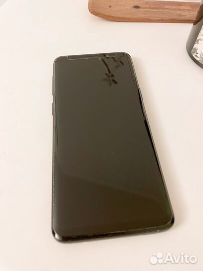 Samsung Galaxy S9, 4/64 ГБ