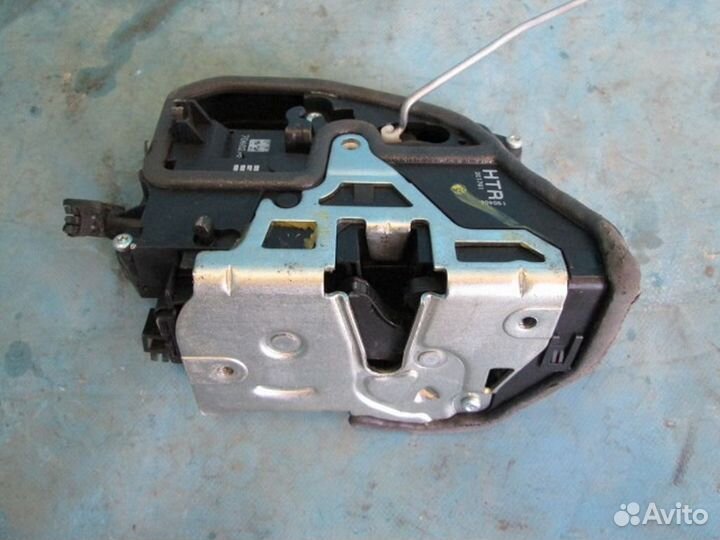 Замок двери задней правой BMW 3 серия E90/E91 2003