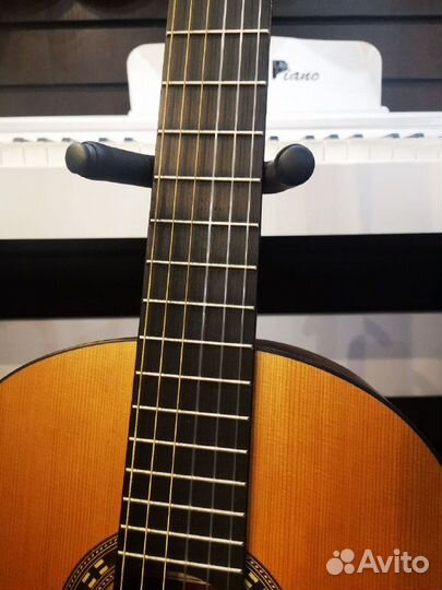 Испанская классическая гитара + Тюнер (массив)