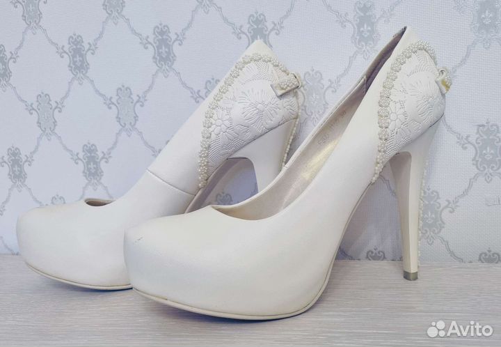 Обувь туфли 37 38 размер