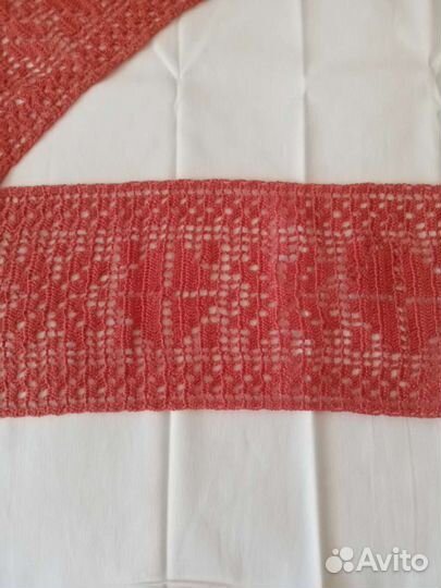 Кружева ручной вязки