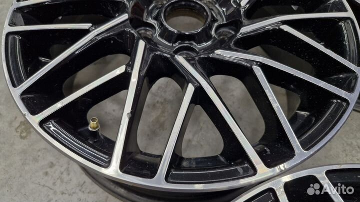 Литые диски на Renault Duster R16 5x114,3