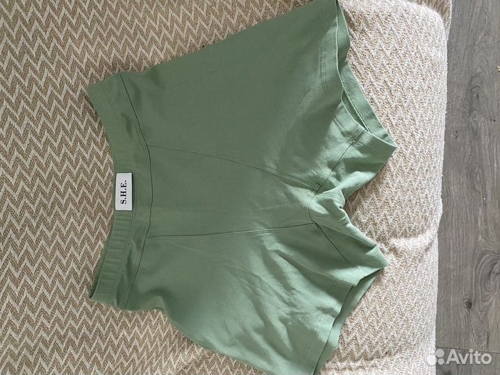 Шорты женские 42 44