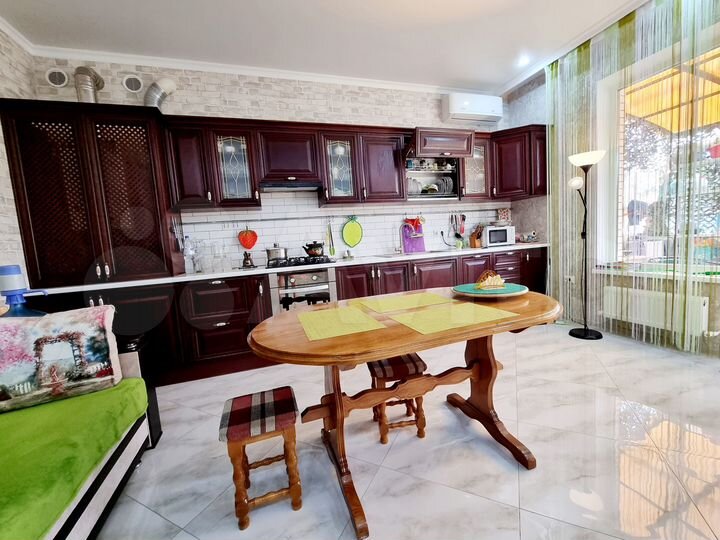 Дом 97,3 м² на участке 5,6 сот.