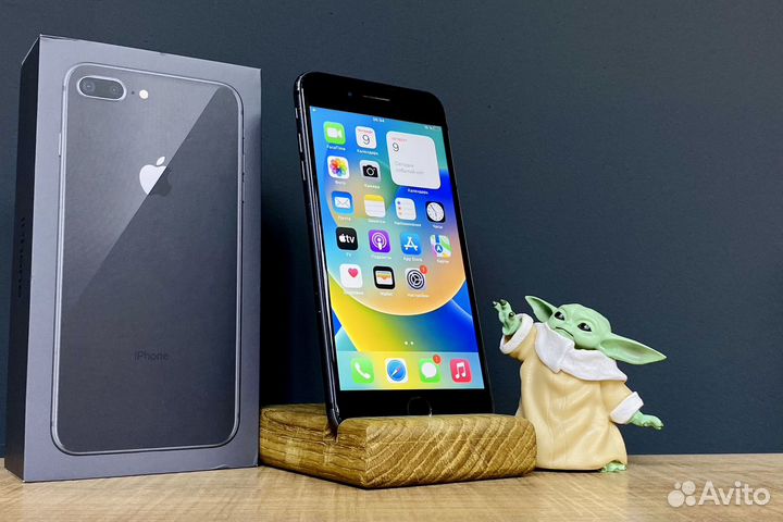iPhone 8 Plus, 64 ГБ