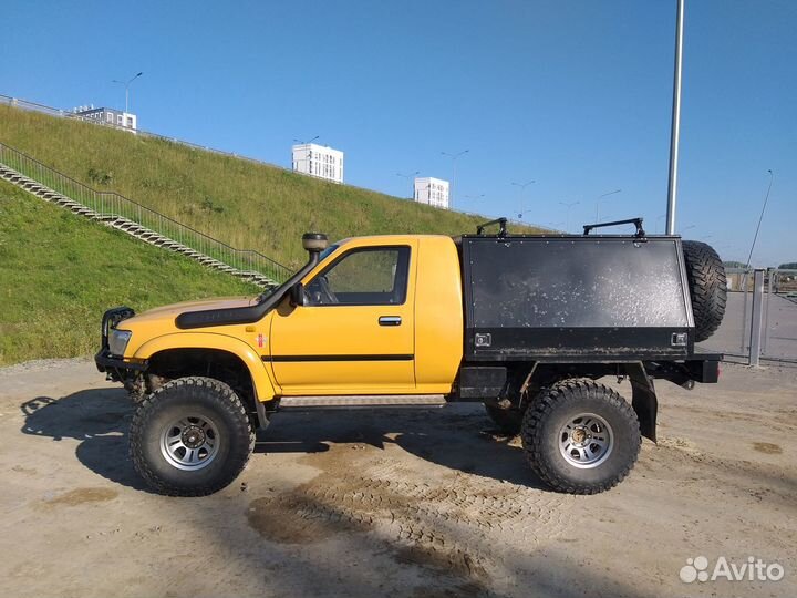 Toyota Hilux 2.5 МТ, 1994, 420 000 км