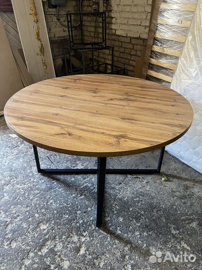 Стол круглый