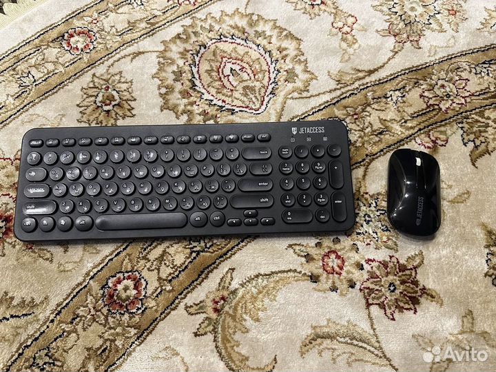 Беспроводная мышь и клавиатура