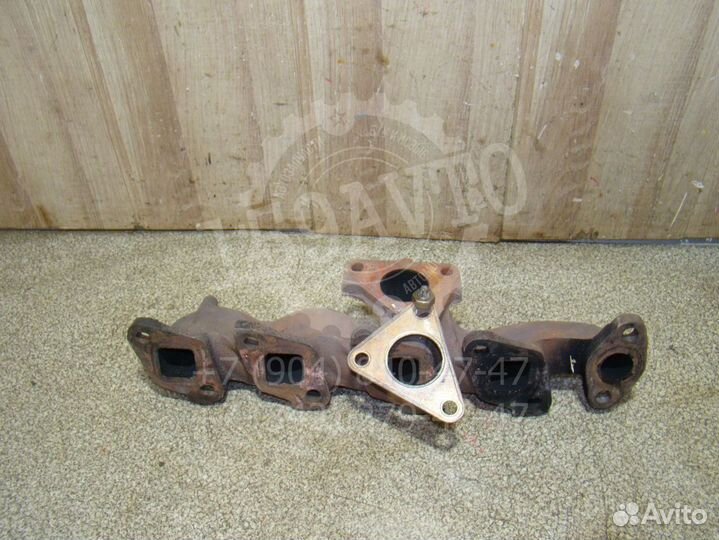 Коллектор выпускной Nissan Primera (P12)