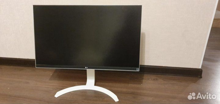 Монитор LG 27 4k 27UD69P