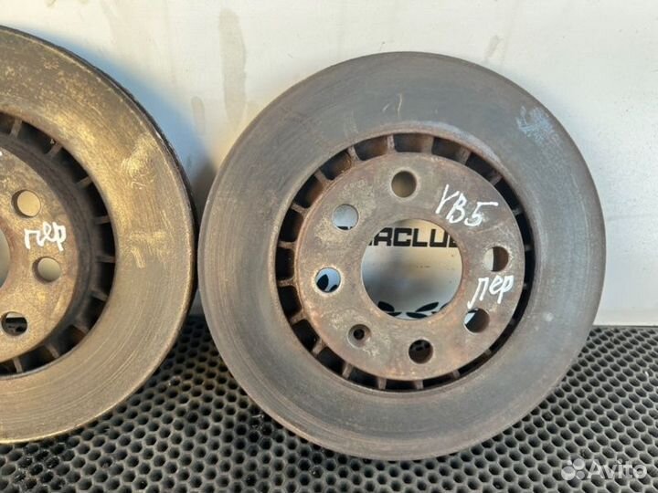 Комплект передних тормозных дисков Opel Vectra B