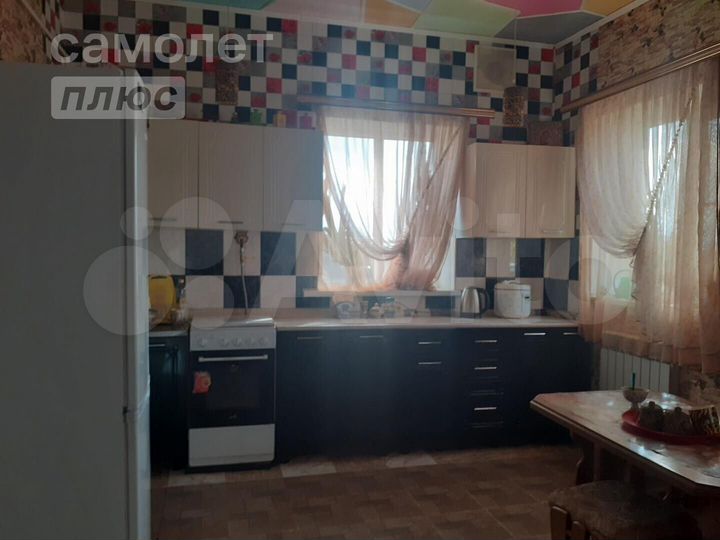 Дом 202,8 м² на участке 15 сот.