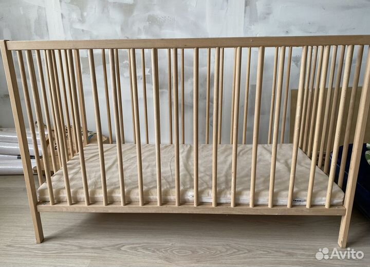 Детская кровать IKEA с матрасом