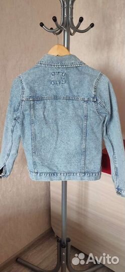 Джинсовая куртка
