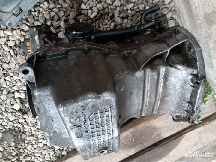 Поддон двигателя Renault Logan
