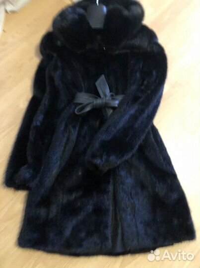 Норковая шуба с капюшоном Ленмех