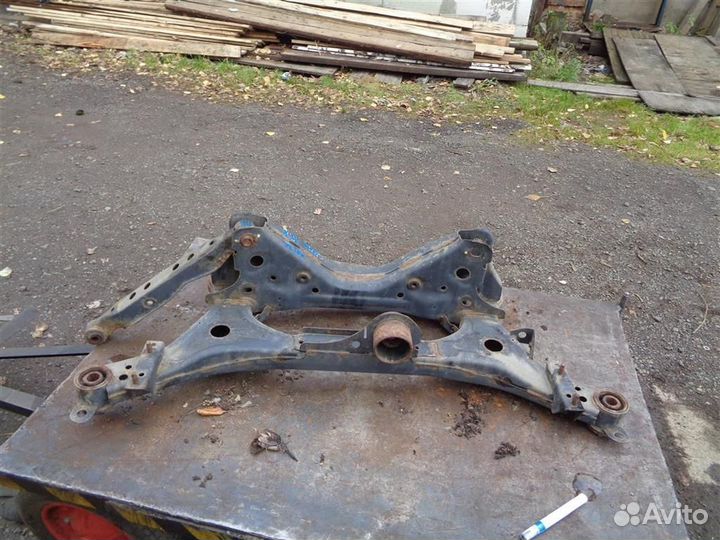 Балка задняя Nissan Juke (F15) 2011