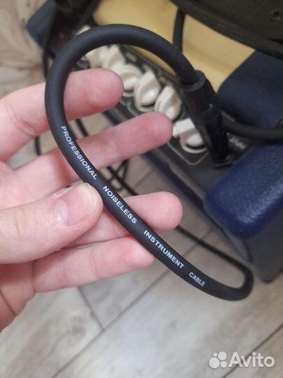 Гитарный комбоусилитель Cort, 15 Вт