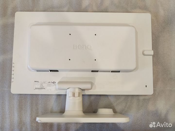 Монитор BenQ V2400 Eco