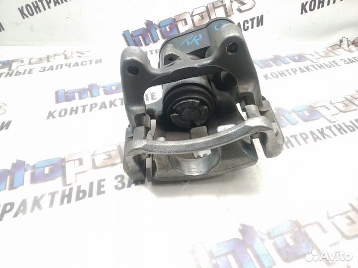 Суппорт задний правый Volkswagen Passat B7 2012