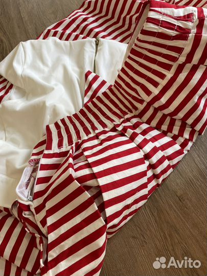 Костюм женский