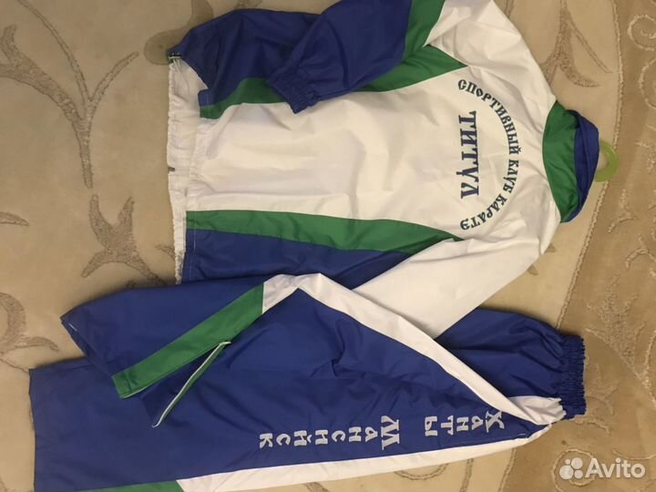 Спортивный костюм