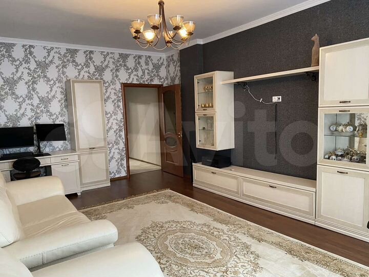 3-к. квартира, 97,5 м², 5/17 эт.