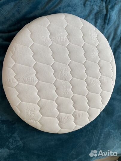 Матрас детский круглый+наматрасник и простыни