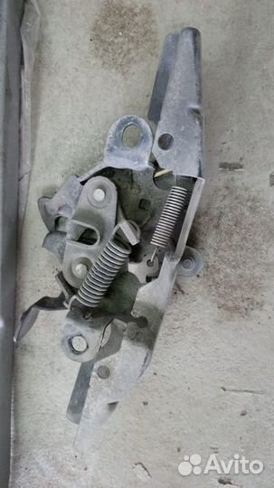 Замок капота Тойота Королла Е120