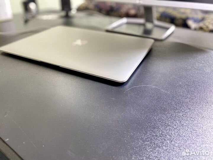 MacBook Air i5 8/128