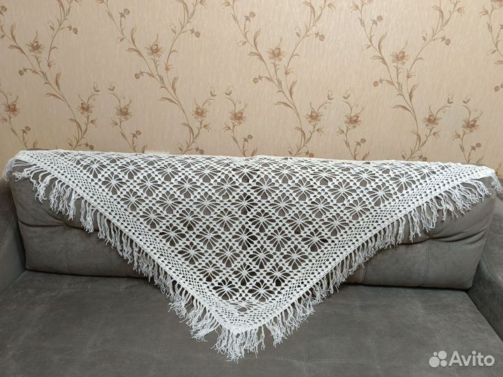 Шаль ручной работы