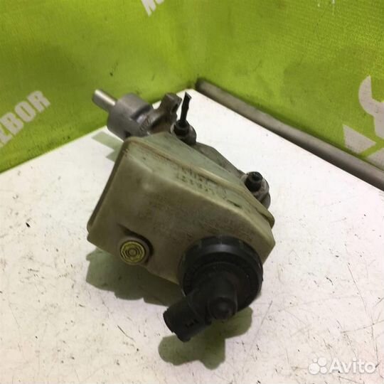 Бачок главного тормозного цилиндра Рено Клио 2 С