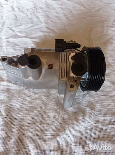 Компрессор кондиционера Nissan Juke и тд