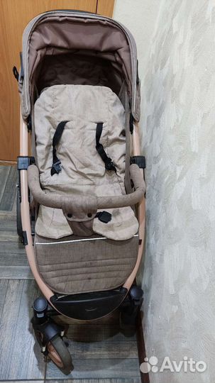 Детская прогулочная коляска