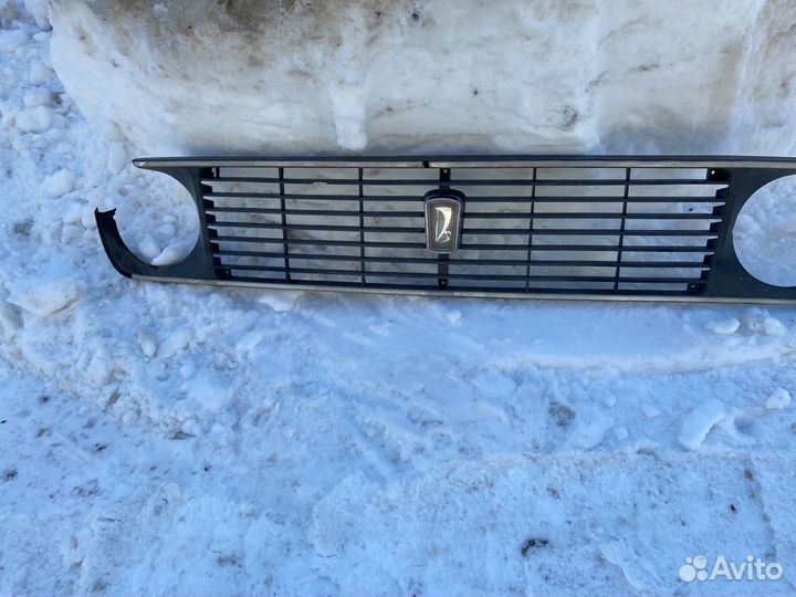 Решотка радиатора ваз нива 2121