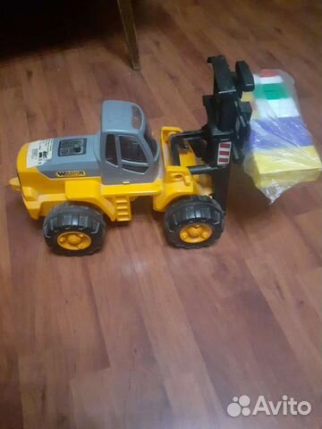 Экскаватор игрушка