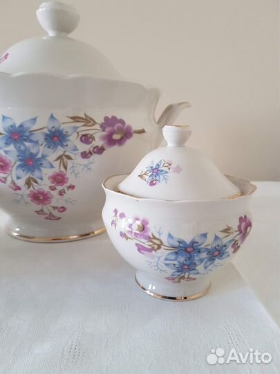 Столовый сервиз новый