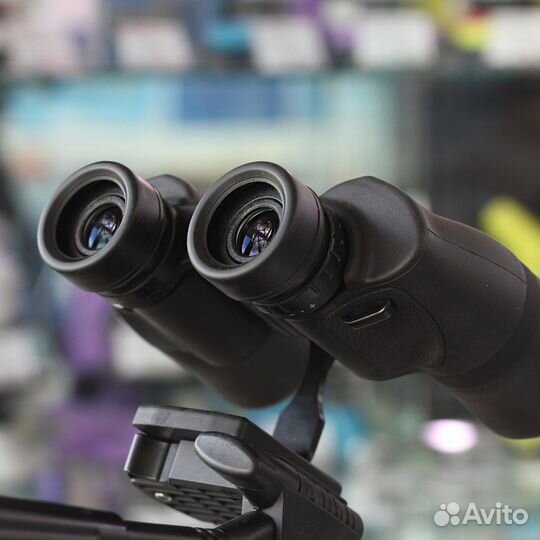 Полевой бинокль Nikon Aculon A211 10x42