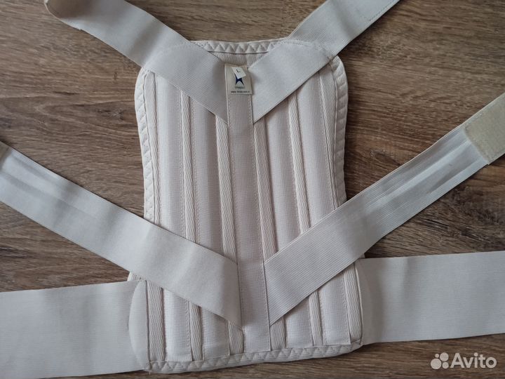 Корректор осанки для спины 42-44 размер